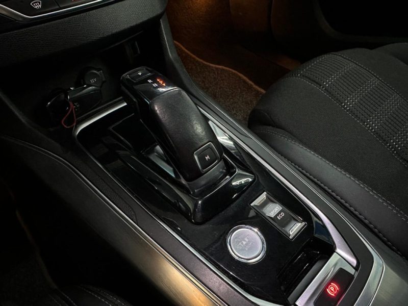 PEUGEOT 308 1.5 BlueHDi 130ch Allure Business EAT8