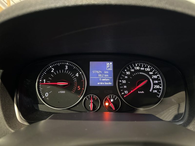 RENAULT LAGUNA 2.0 dCi 175ch BOSE EDITION - MOTEUR A CHAINE