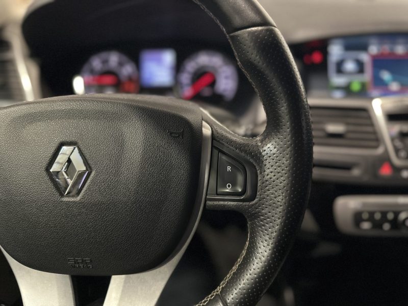 RENAULT LAGUNA 2.0 dCi 175ch BOSE EDITION - MOTEUR A CHAINE