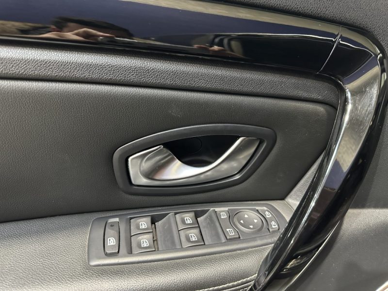 RENAULT LAGUNA 2.0 dCi 175ch BOSE EDITION - MOTEUR A CHAINE