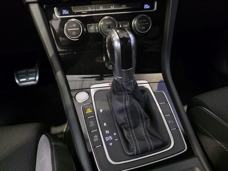 VOLKSWAGEN GOLF 7 2.0 R 4motion 300cv / DSG6 / SUIVI COMPLET