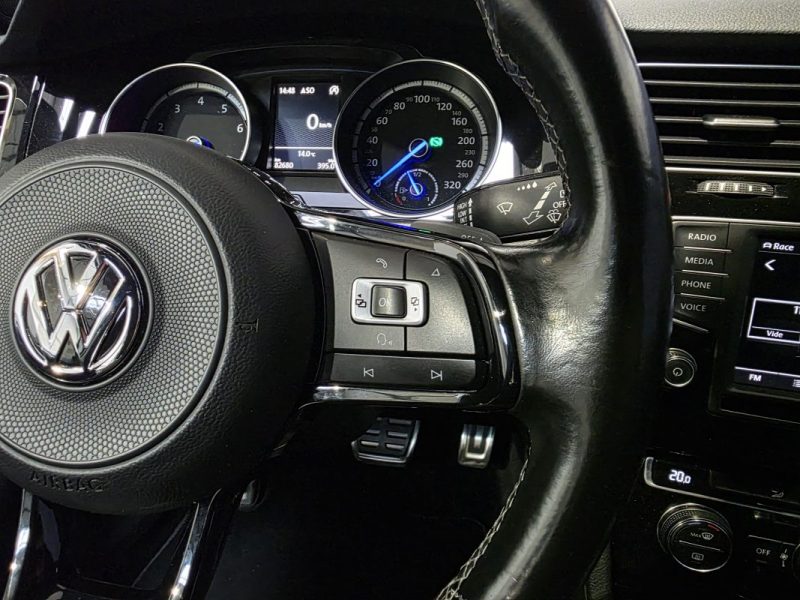 VOLKSWAGEN GOLF 7 2.0 R 4motion 300cv / DSG6 / SUIVI COMPLET / DCC