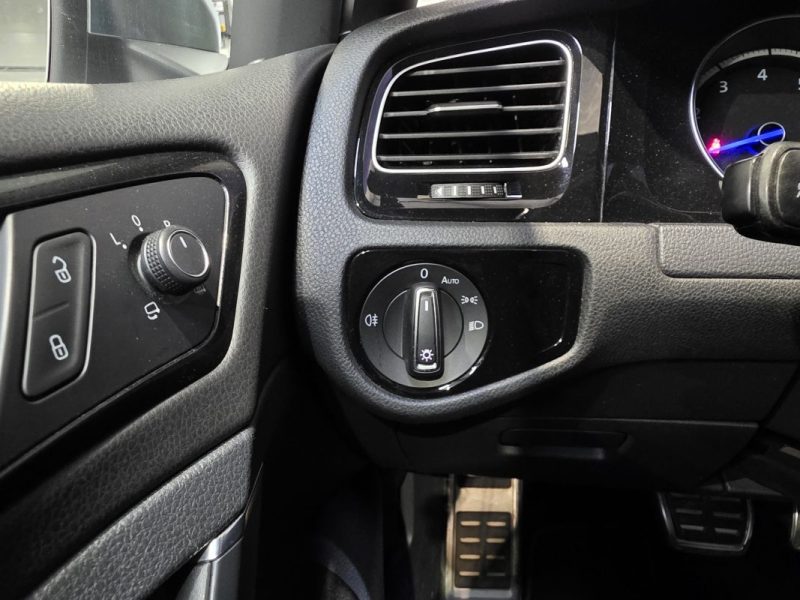 VOLKSWAGEN GOLF 7 2.0 R 4motion 300cv / DSG6 / SUIVI COMPLET / DCC