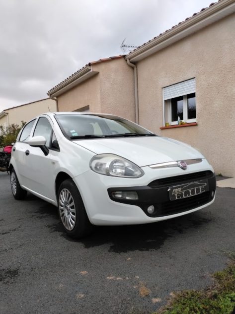 FIAT PUNTO GRANDE PUNTO 1.2 8V DYNAMIC 2010