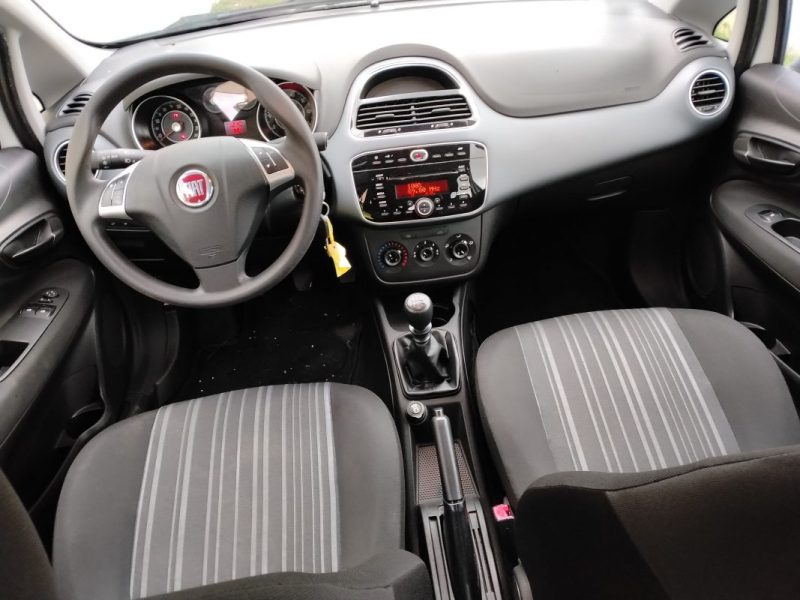 FIAT PUNTO GRANDE PUNTO 1.2 8V DYNAMIC 2010