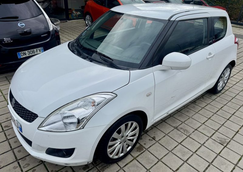 SUZUKI  SWIFT SUZUKI SWIFT 1.2 VVT 2013