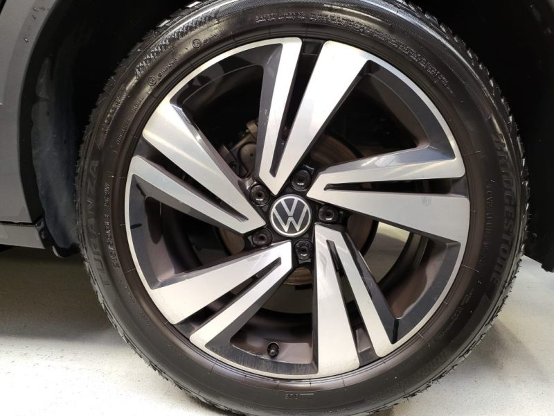 VOLKSWAGEN T-ROC 2.0 TDI 150 R LINE DSG7 / IQ LIGHT / CARPLAY / CAMERA DE RECUL  2024