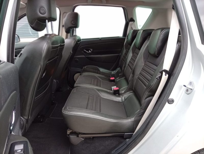RENAULT MEGANE SCENIC 1.5 DCI 110CH pack BOSE / AUTO/PANO/ 2015