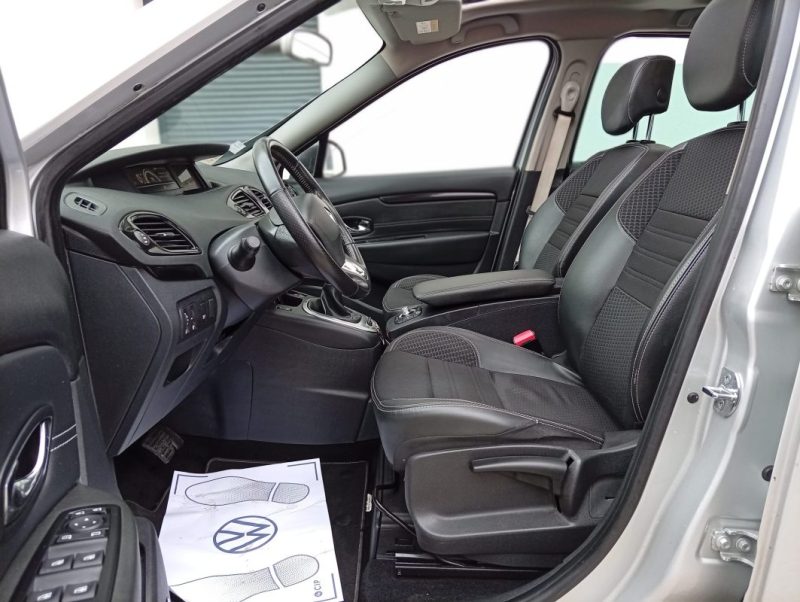 RENAULT MEGANE SCENIC 1.5 DCI 110CH pack BOSE / AUTO/PANO/ 2015