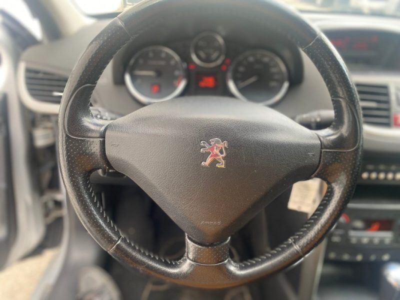 PEUGEOT 207 1.6E 16V 120 EXECUTIVE BA 2007