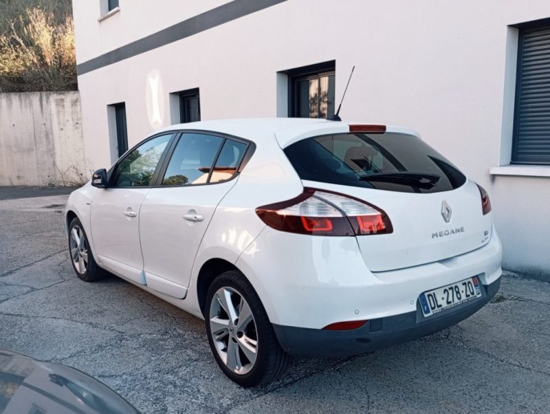 RENAULT MEGANEIII 1.2 TCE 115CH ENERGY LIFE ECO² 2015 2014