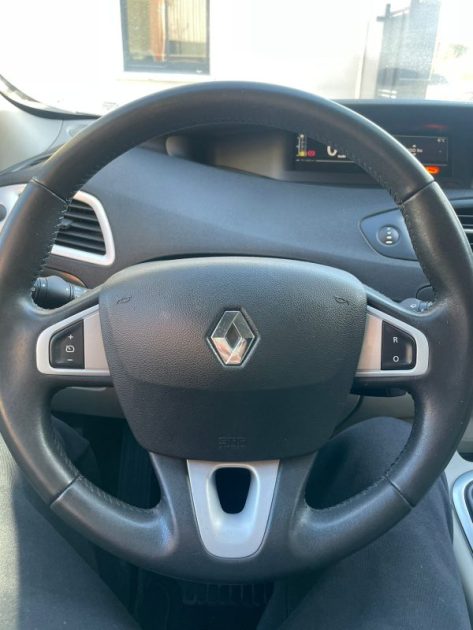 RENAULT SCENICIII 1.5 DCI 110CH FAP EXPRESSION EDC 2012