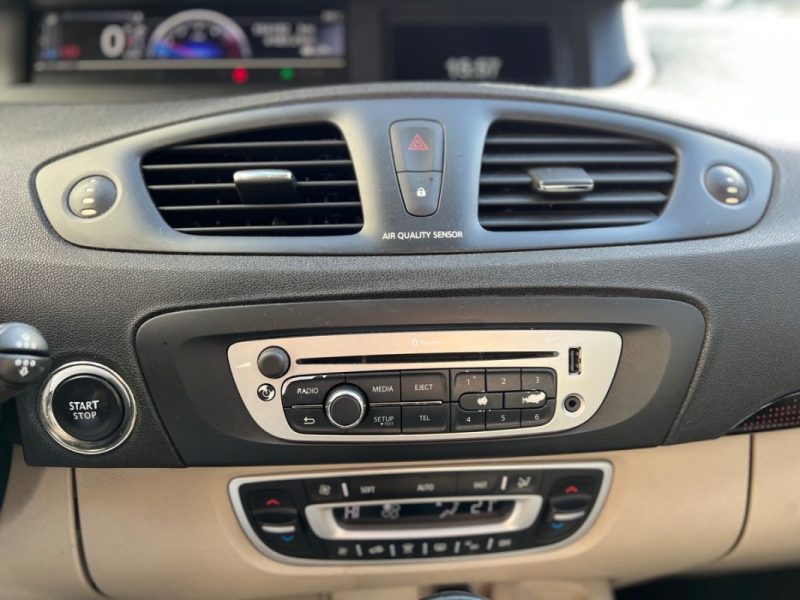 RENAULT SCENICIII 1.5 DCI 110CH FAP EXPRESSION EDC 2012