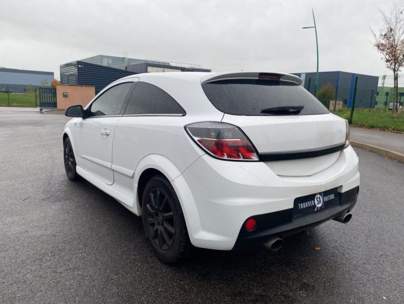 OPEL ASTRA GTC 1.7 L CDTI 110 ch SPORT, CARPLAY