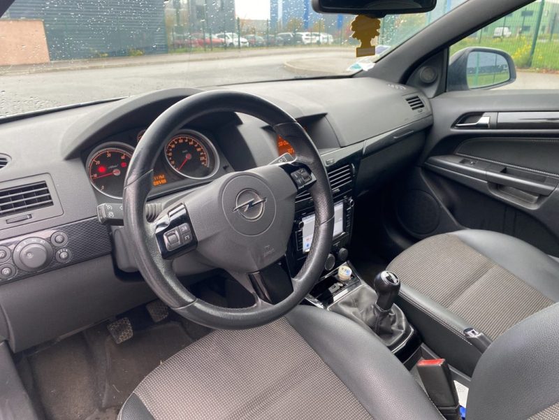 OPEL ASTRA GTC 1.7 L CDTI 110 ch SPORT, CARPLAY