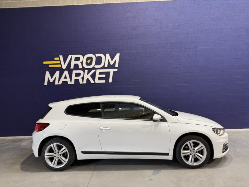 VOLKSWAGEN SCIROCCO 2.0 TDI 150 SPORTLINE DSG 6 (Phase 2)