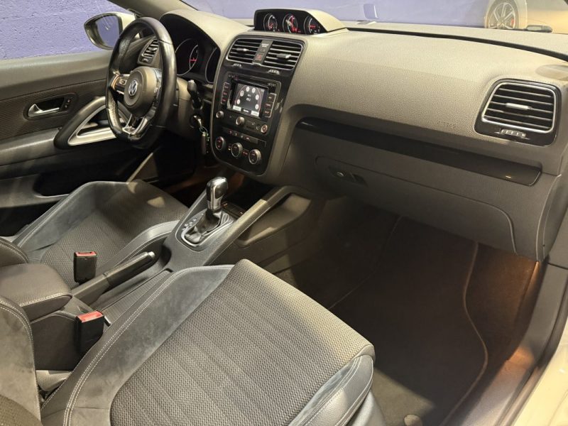 VOLKSWAGEN SCIROCCO 2.0 TDI 150 SPORTLINE DSG 6 (Phase 2)