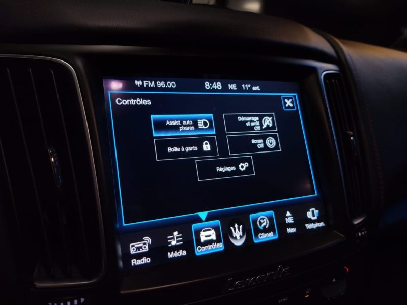 MASERATI LEVANTE Q4 3.0 D V6 275CH STAGE 1 323CV TOIT OUVRANT / CIEL ETOILÉ / SUPRESSION FAP & AD BLUE