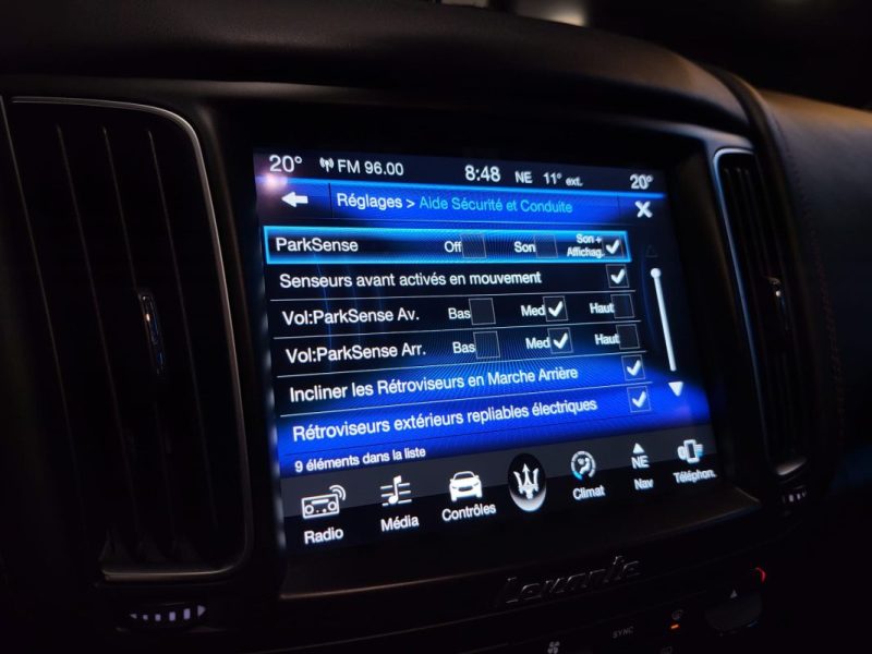 MASERATI LEVANTE Q4 3.0 D V6 275CH STAGE 1 323CV TOIT OUVRANT / CIEL ETOILÉ / SUPRESSION FAP & AD BLUE