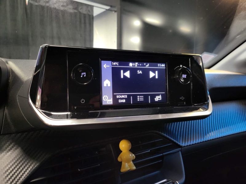 PEUGEOT 2081.2 PURETCH 75cv LIKE / SUIVI COMPLET PEUGEOT / LIGNE BLANCHE