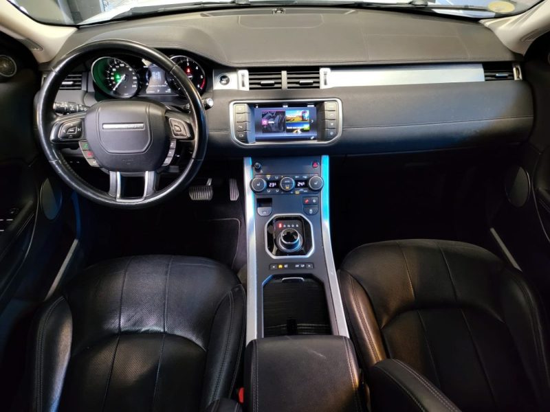 Range Rover Evoque 2.0 TD4 150 SE DYNAMIC / SIEGES ELECTRIQUES + CHAUFFANTS / SUIVI LAND ROVER