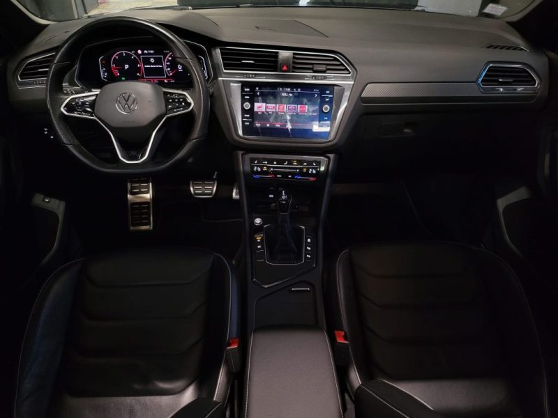 VOLKSWAGEN TIGUAN  2.0 TDI 150CV R-LINE TOIT OUVRANT / APPLE CARPLAY / SIEGES ELECTRIQUES / MAIN LIBRE 2021