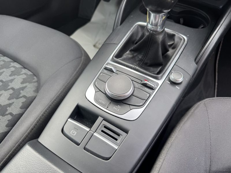 AUDI A3 1.4 TFSI 122Cv ATTRACTION 