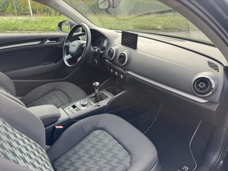 AUDI A3 1.4 TFSI 122Cv ATTRACTION 