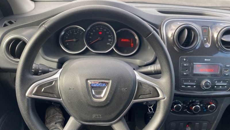 DACIA LOGAN 1.0 L SCe 75 ch Lauréate 1ère main