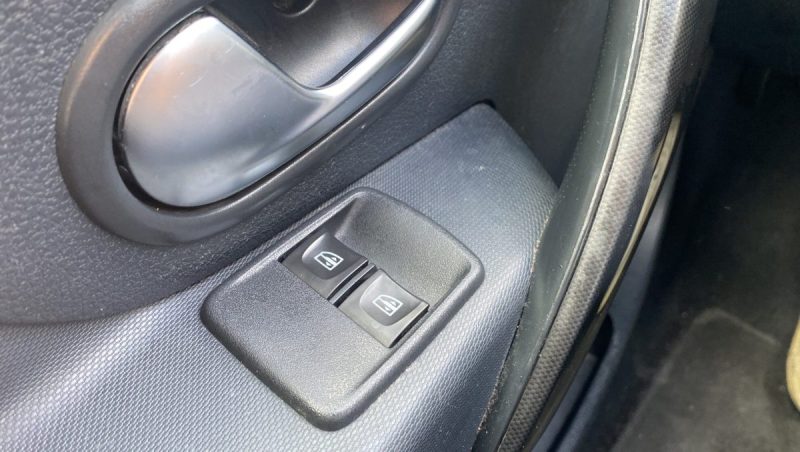 DACIA LOGAN 1.0 L SCe 75 ch Lauréate 1ère main