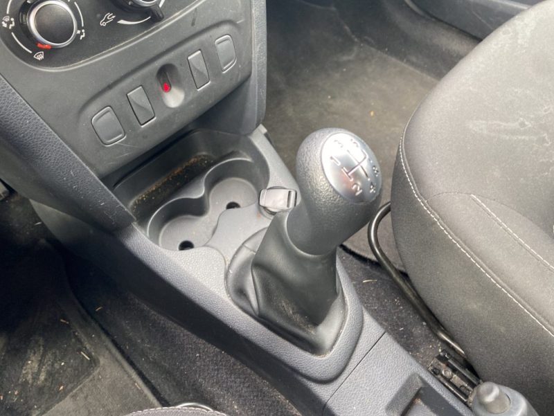 DACIA LOGAN 1.0 L SCe 75 ch Lauréate 1ère main