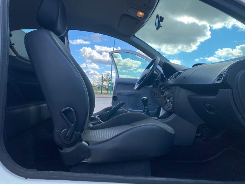 PEUGEOT 206 + 1.1 L 60 ch , Distribution, embrayage et entretien à jour