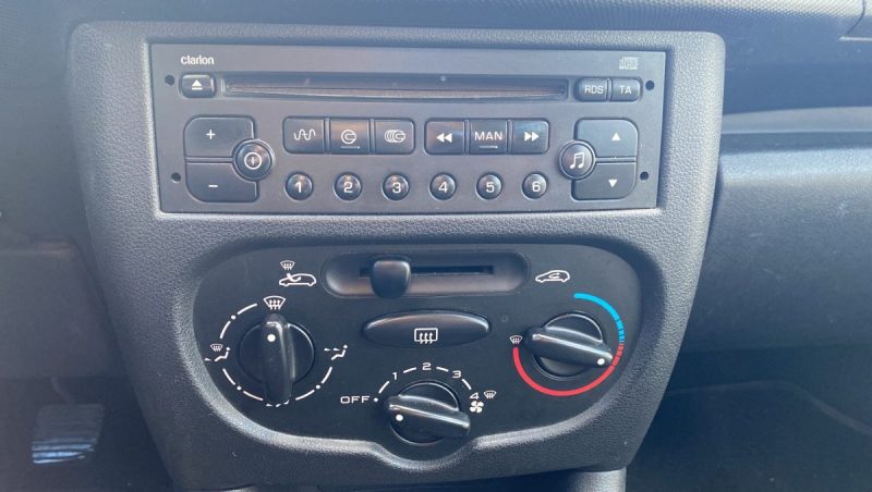 PEUGEOT 206 + 1.1 L 60 ch , Distribution, embrayage et entretien à jour