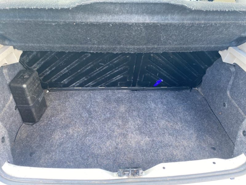 PEUGEOT 206 + 1.1 L 60 ch , Distribution, embrayage et entretien à jour