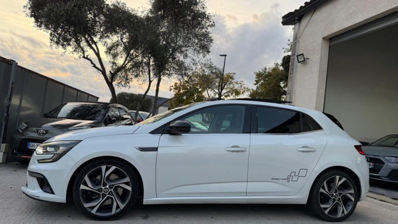 RENAULT MEGANE IV GT 1.6 TCE 205CV  2017
