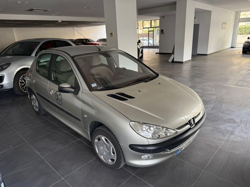 PEUGEOT 206 X LINE 1.4 HDI 70CH PHASE 2 GARANTIE 