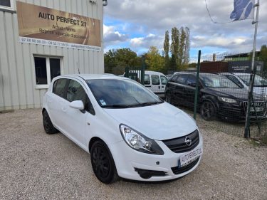 OPEL CORSA 1.2 TWINPORT 85 111 2010