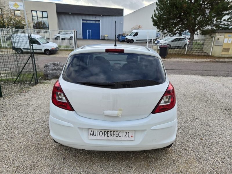OPEL CORSA 1.2 TWINPORT 85 111 2010