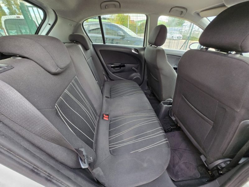 OPEL CORSA 1.2 TWINPORT 85 111 2010