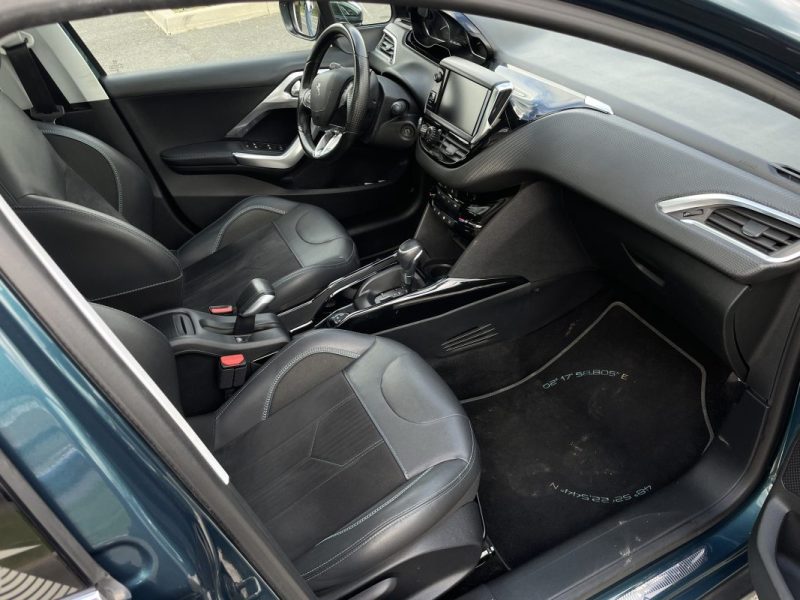 Peugeot 2008 PureTech 110 Crossway EAT6 • 2019