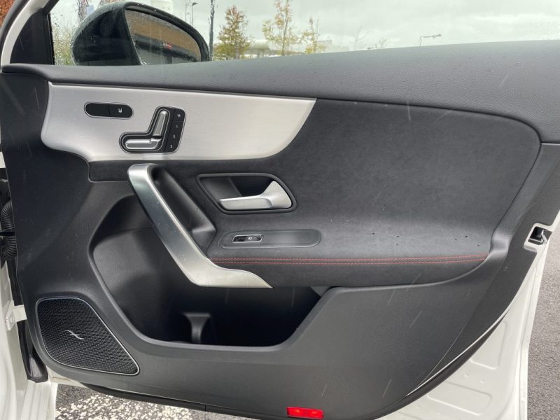 MERCEDES A200D AMG LINE 2024 - 5000 Kms - Toit ouvrant 