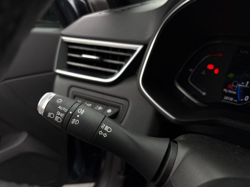 RENAULT CLIO V 100ch Edition One 🚗🔥 Sièges chauffants 🛋️ Caméra 360° 📹 Reprise 🔄 Garantie 6 moi