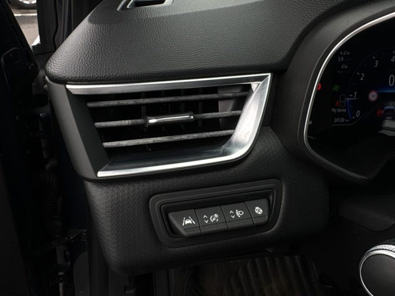 RENAULT CLIO V 100ch Edition One 🚗🔥 Sièges chauffants 🛋️ Caméra 360° 📹 Reprise 🔄 Garantie 6 moi