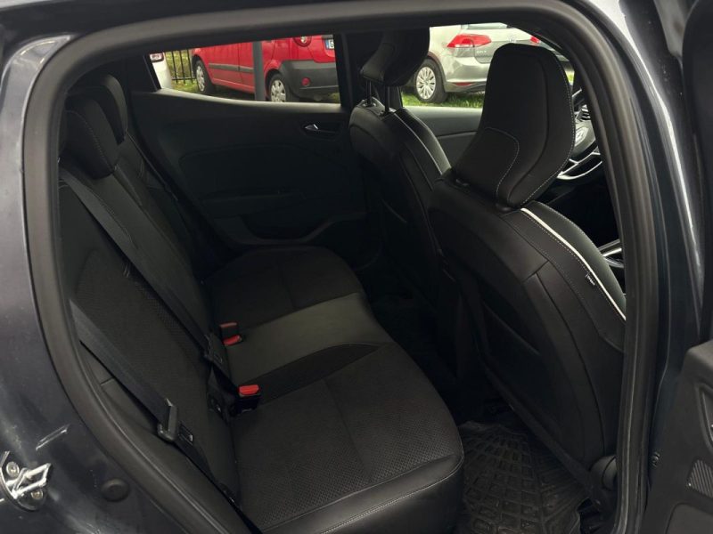 RENAULT CLIO V 100ch Edition One 🚗🔥 Sièges chauffants 🛋️ Caméra 360° 📹 Reprise 🔄 Garantie 6 moi