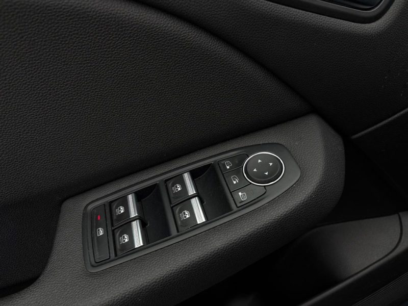 RENAULT CLIO V 100ch Edition One 🚗🔥 Sièges chauffants 🛋️ Caméra 360° 📹 Reprise 🔄 Garantie 6 moi