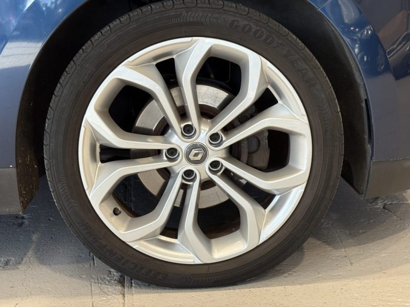 Renault grand Scénic  1.5 DCI 110CH -7 PLACES - Attelage 