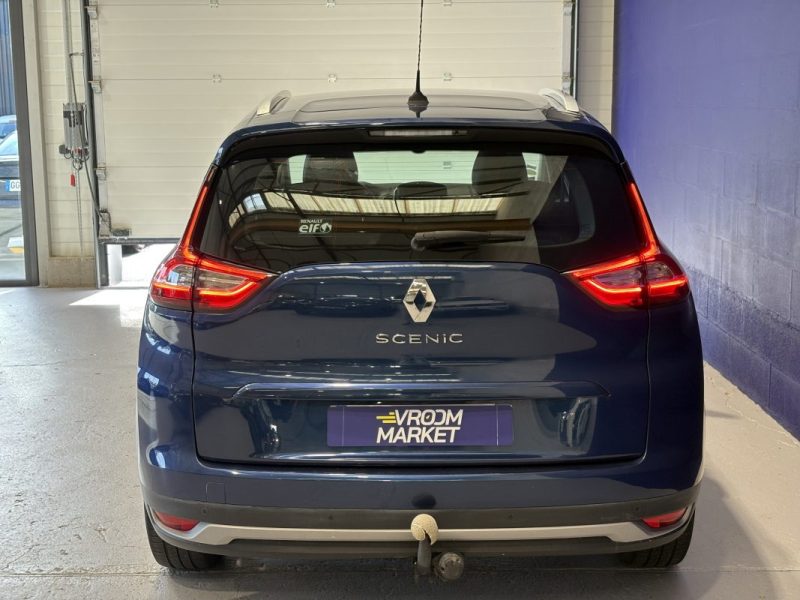 Renault grand Scénic  1.5 DCI 110CH -7 PLACES - Attelage 