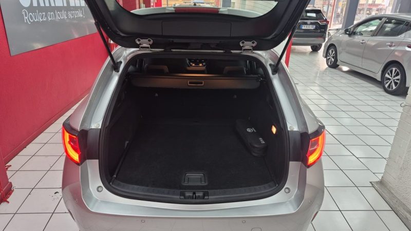 TOYOTA COROLLA TOURING SPORTS 184CV DYNAMIC BUSINESS/1 ERE MAIN/TVA RECUP 2020