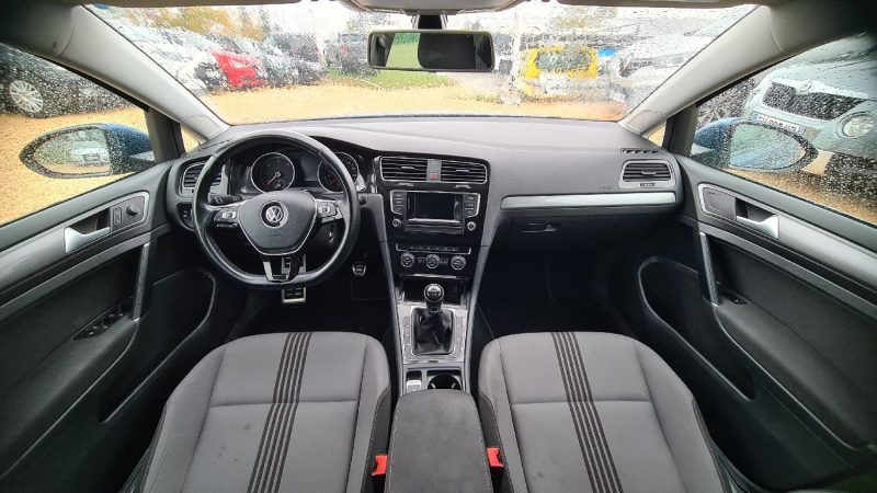VOLKSWAGEN Golf VII - 1.6 TDI Allstar Bluemotion 110ch
