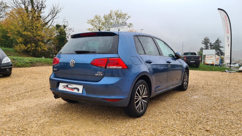 VOLKSWAGEN Golf VII - 1.6 TDI Allstar Bluemotion 110ch